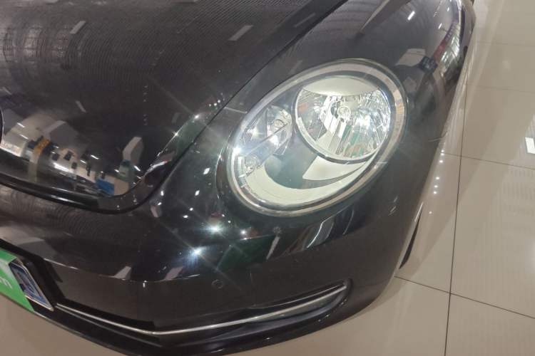 Used Volkswagen Beetle 2015 180TSI model
