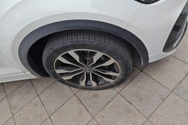 Used Volkswagen T-ROC 2022 280TSI DSG Two-Wheel Drive R-Line Pro PLUS