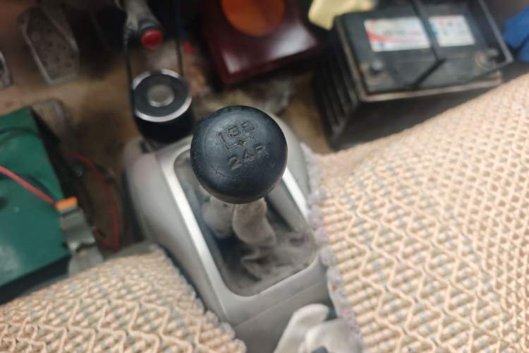 Used Wuling Rongguang 2011 1.2L Comfort Model
