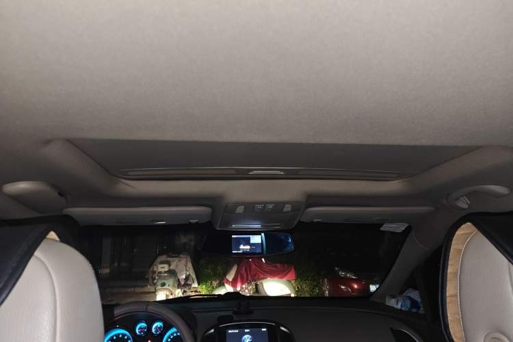 Used Buick GT 2013 GT 1.6L Automatic Fashion Edition Headliner