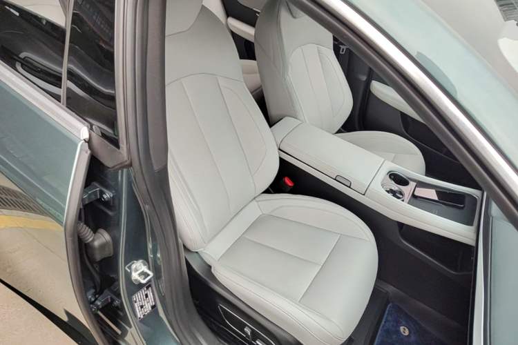 Used XPeng P7 2023 P7i 702 Pro Right Front Seat