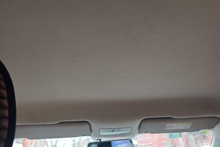 Used Volkswagen Jetta 2017 1.5L Manual Fashion Edition Headliner