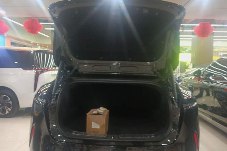 Used Avatr 11 2025 Year Updated Max Extended-Range Version