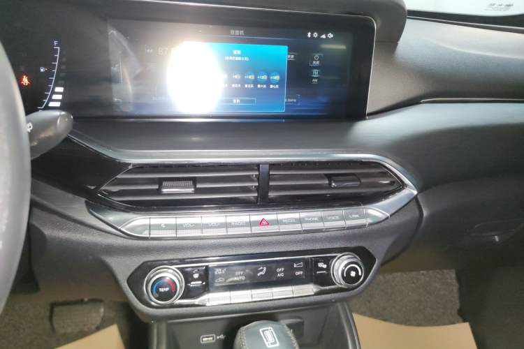 Used Bestune T77 2019 230 TID Automatic Luxury Version China VI Emission Standard