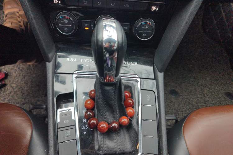 Used Volkswagen Lamando 2015 280TSI DSG Comfort Edition
