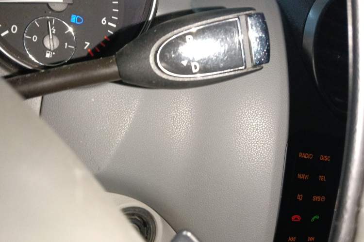 Used Mercedes-Benz M-Class  Gear Lever