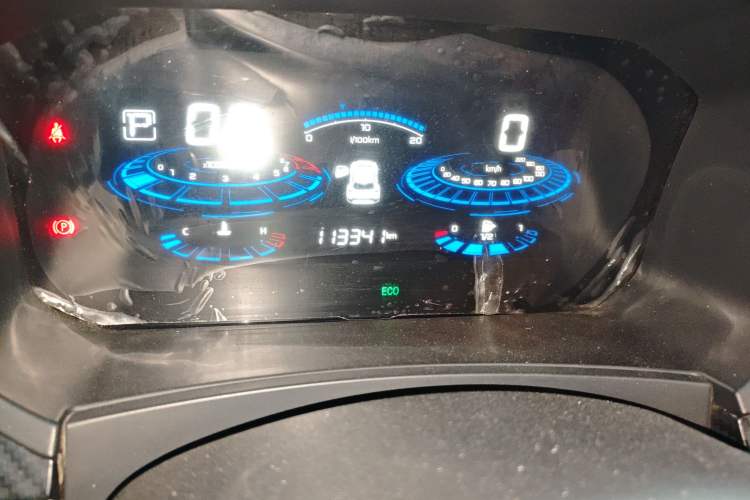 Used Venucia T60 2018 1.6L CVT Smart & Fun Version China V Standard Odometer Close Up