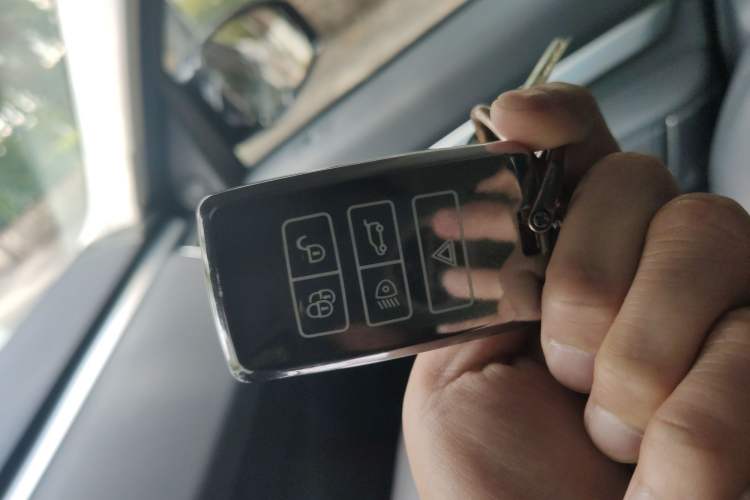 Used Land Rover Discovery 2020 3.0 SC V6 30th Anniversary Special Edition
