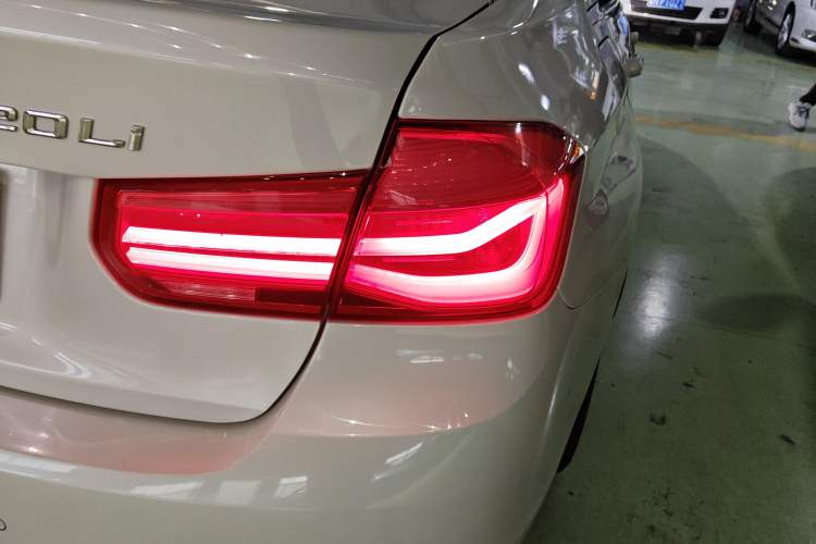 Used BMW 3 Series 2018 320Li Fashion Model
