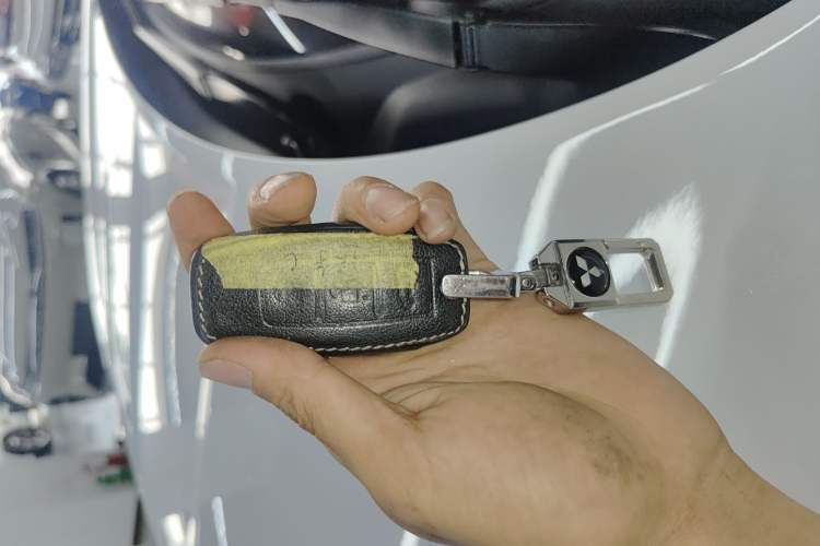 Used Mitsubishi Outlander 2023 1.5T CVT Four-Wheel Drive Prestige Edition 7 Seats Vehicle Key