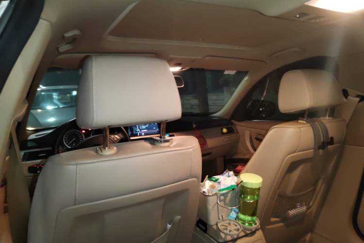 Used BMW 3 Series 2011 320i Luxury Edition