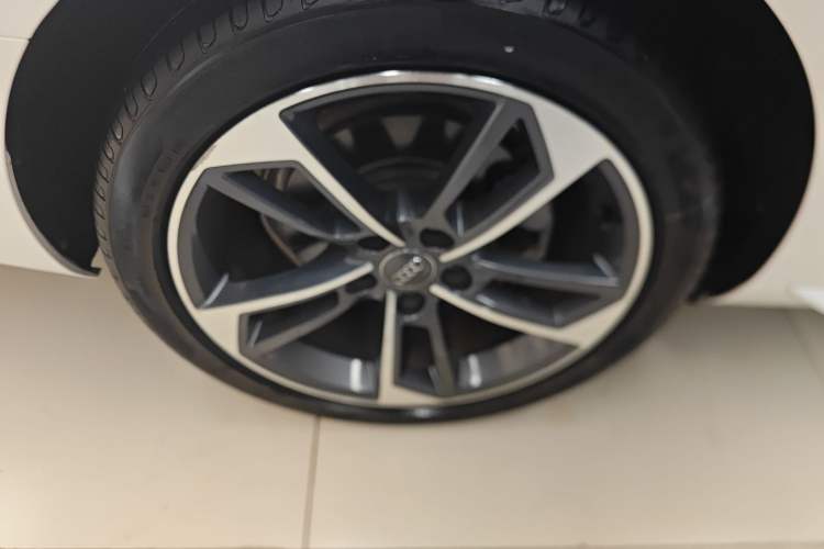 Used Audi A4L 2020 40 TFSI Fashion Dynamic Model
