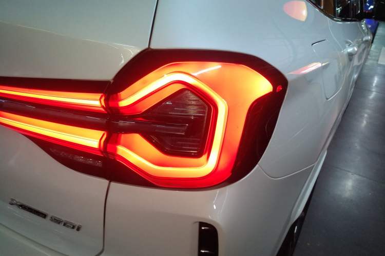 Used BMW X3 2023 xDrive30i Leading Model M Night Edition Package Right Rear Taillight