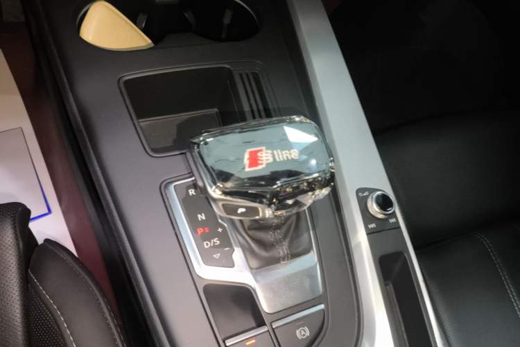 Used Audi A4L 2022 40 TFSI Fashion Dynamic Model