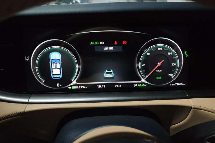 Used VOYAH FREE 2022 Four-Wheel Drive Ultra-Long Range Pure Electric Version
