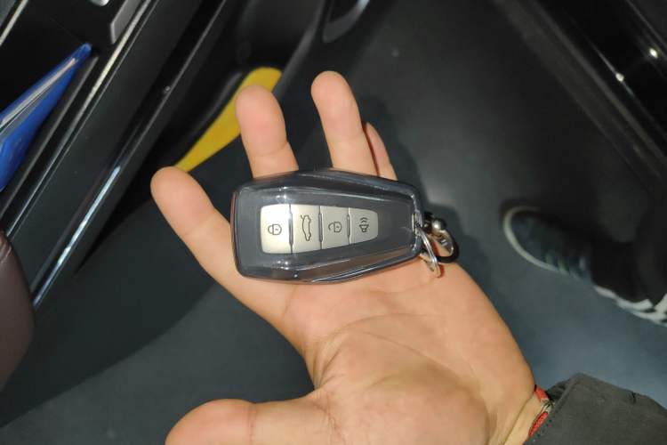 Used Geely Auto Haoyue 2022 1.8TD DCT Luxury 7-Seater
