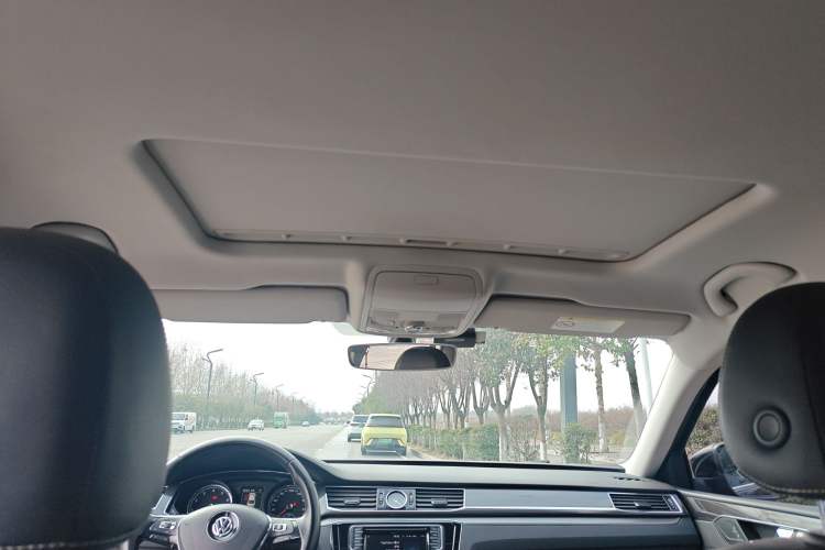 Used Volkswagen Passat 2016 330TSI DSG Prestige Edition
