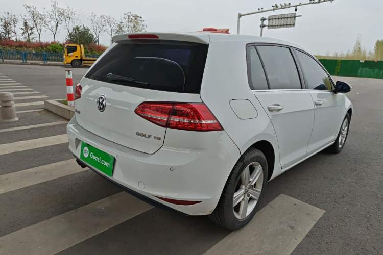 Used Volkswagen Golf 2014 1.4TSI Automatic Comfort Model Rear Right 45 Deg