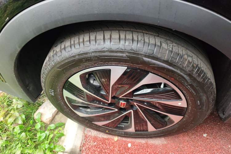 Used Hongqi HS7 PHEV 2024 2.0T PHEV Four-Wheel Drive Flagship Edition 7 Seats