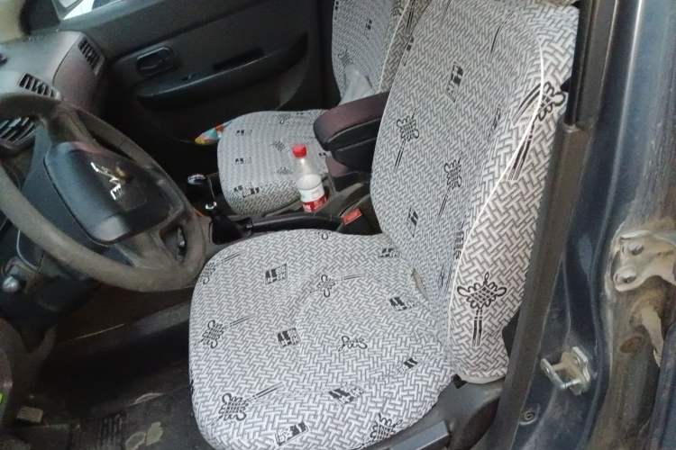 Used Wuling Hongguang 2014 1.5L Base Version Left Front Seat
