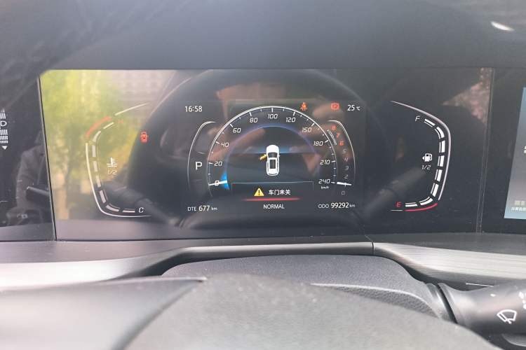 Used CHANGAN CS75 PLUS 2020 1.5T Automatic Luxury Version Instrument Cluster