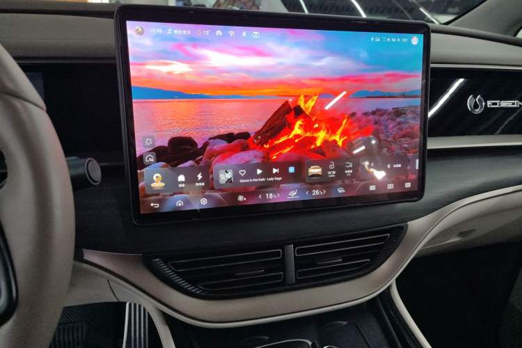 Used Denza D9 2022 DM-i 970 Four-Wheel Drive Prestige Model
