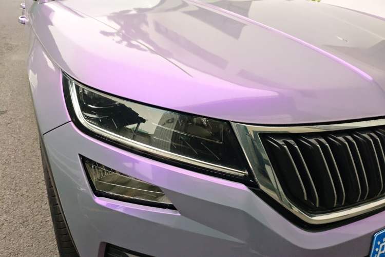 Used Skoda Kodiaq 2017 TSI380 7-Seater Four-Wheel-Drive Flagship Edition Right Front Headlight