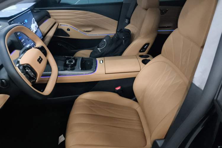 Used Geely Galaxy 8 2025 130km EM-P Starship Edition Left Front Seat