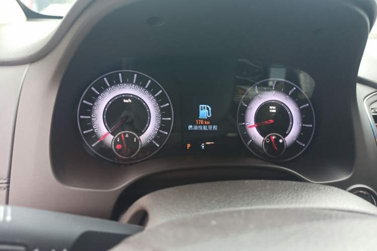 Used Roewe 950 2012 2.4L Luxury Executive Edition
