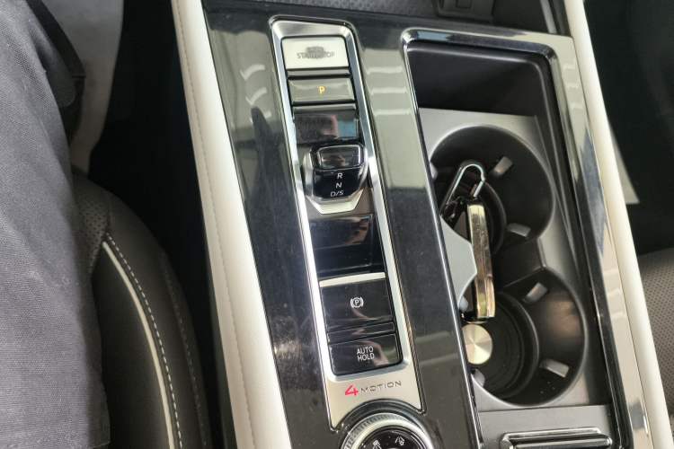 Used Volkswagen Teramont 2021 380TSI Four-Wheel Drive Prestige Luxury Edition Gear Lever