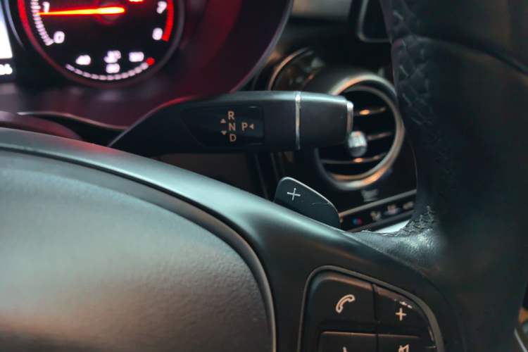 Used Mercedes-Benz GLC 2018 GLC 260 4MATIC Luxury Model
