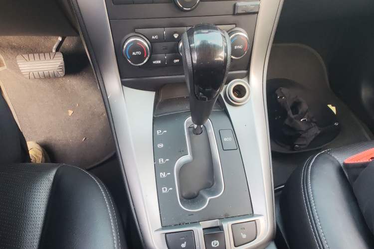 Used Chevrolet Captiva 2014 2.4L 4x4 Flagship Edition 7 Seats