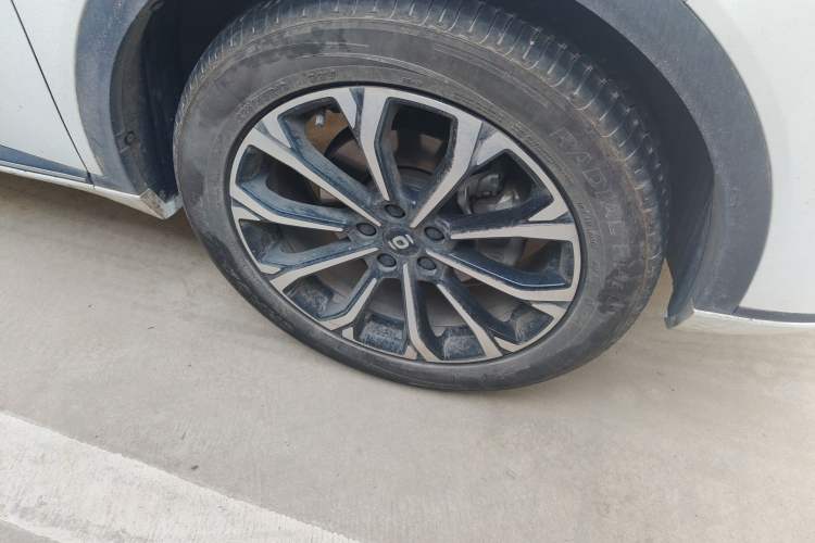 Used CHANGAN NEVO Q05 2025 Truly Delicious Version 125 Deluxe Edition Right Front Wheel Hub