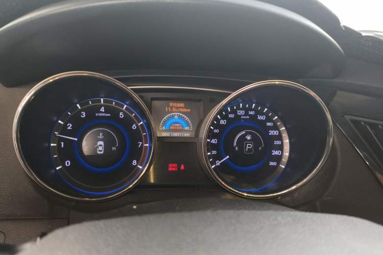 Used Hyundai Sonata 2011 2.0L Automatic Leading Edition Instrument Cluster