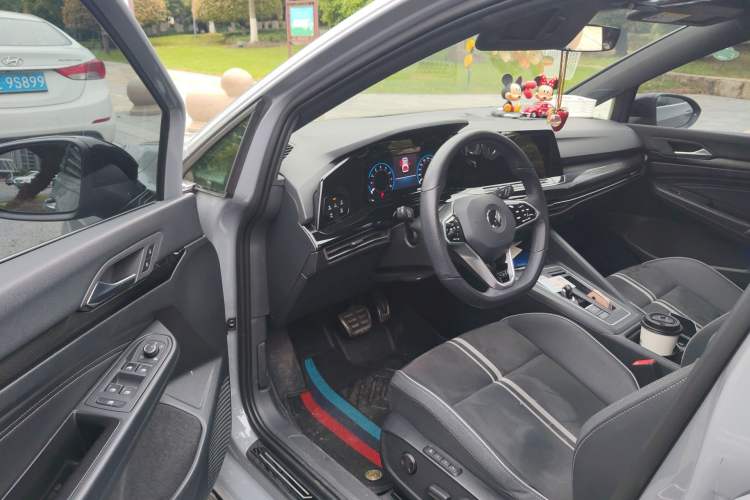 Used Volkswagen Golf 2021 280TSI DSG R-Line Driver Seat