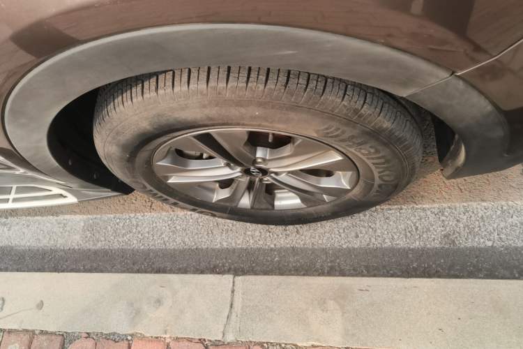 Used Hyundai Santa Fe 2015 2.0T Automatic All-Wheel Drive Smart Version 5 Seats
