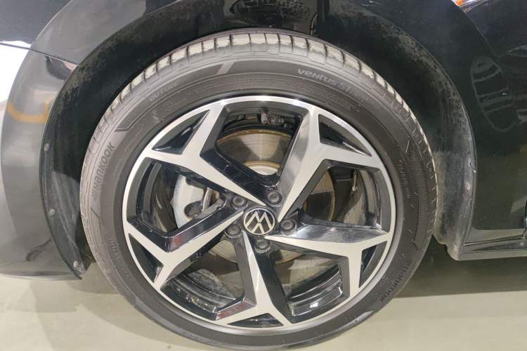 Used Volkswagen Passat 2025 Outstanding Model 380TSI Starry Dragon Edition
