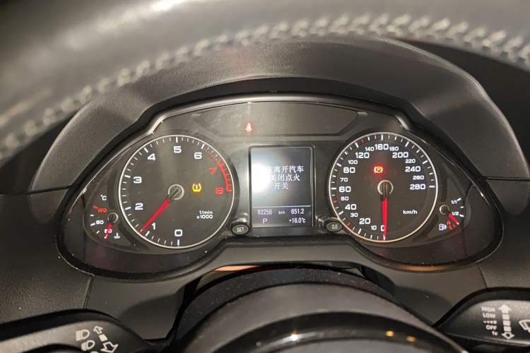 Used Audi Q5 2017 40 TFSI Comfort Model