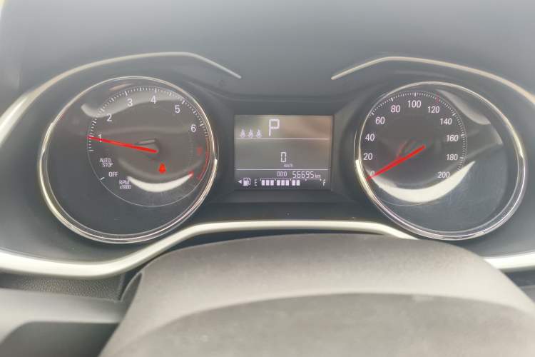 Used Chevrolet Cavalier 2020 325T Automatic Enjoyment Edition Odometer Close Up