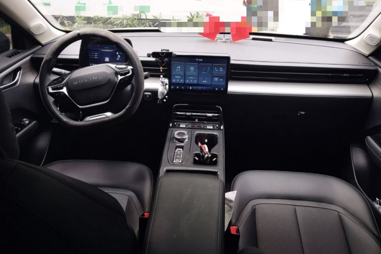 Used Wuling Xingguang 2024 Co-creation Edition 150 Standard Model
