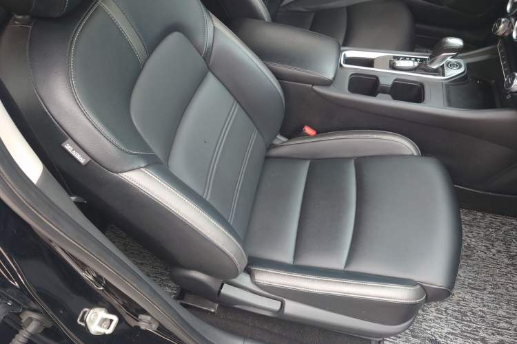 Used Nissan Sylphy 2021 1.6L XL CVT Enjoyment Edition Right Front Seat