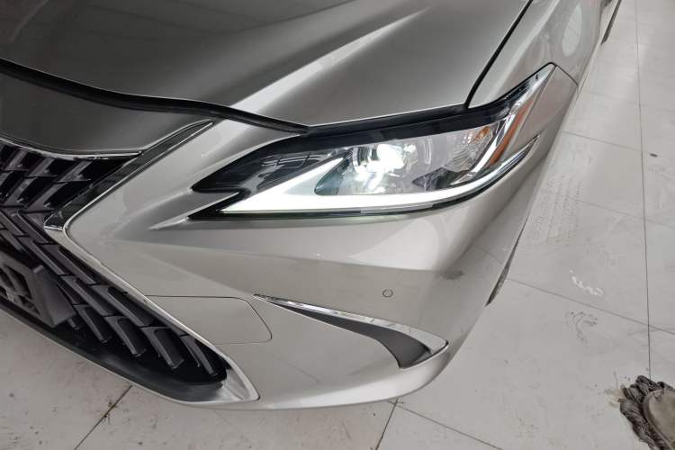 Used Lexus ES 2022 300h Excellence Edition Left Front Headlight