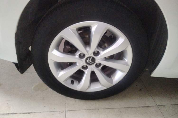 Used Citroen C4 Sega 2016 1.6L Automatic Comfort Model Right Rear Wheel Hub