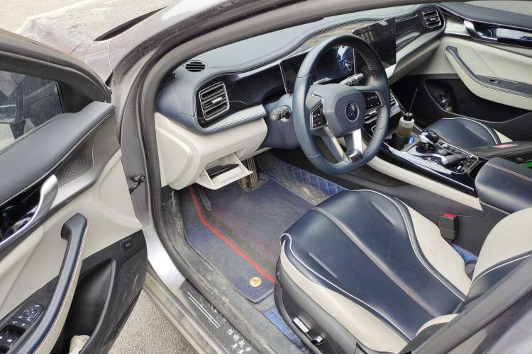 Used BYD Qin PLUS 2021 DM-i 55KM Flagship Model Driver Seat