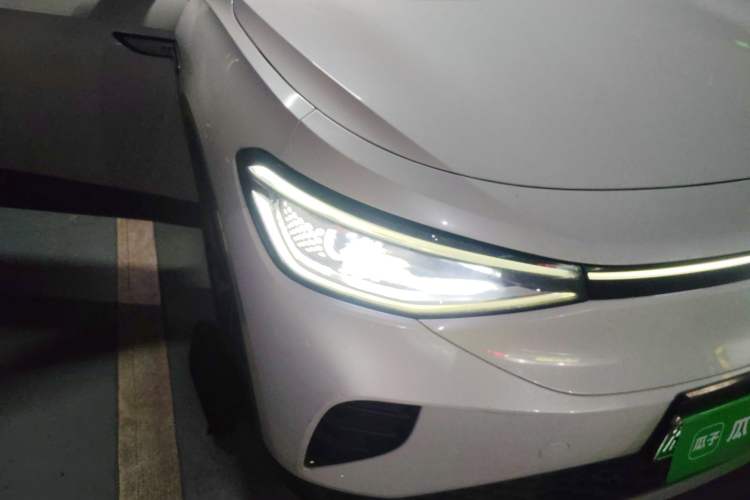 Used Volkswagen ID.4 CROZZ 2021 Long-Range PRO Two-Wheel Drive Version
