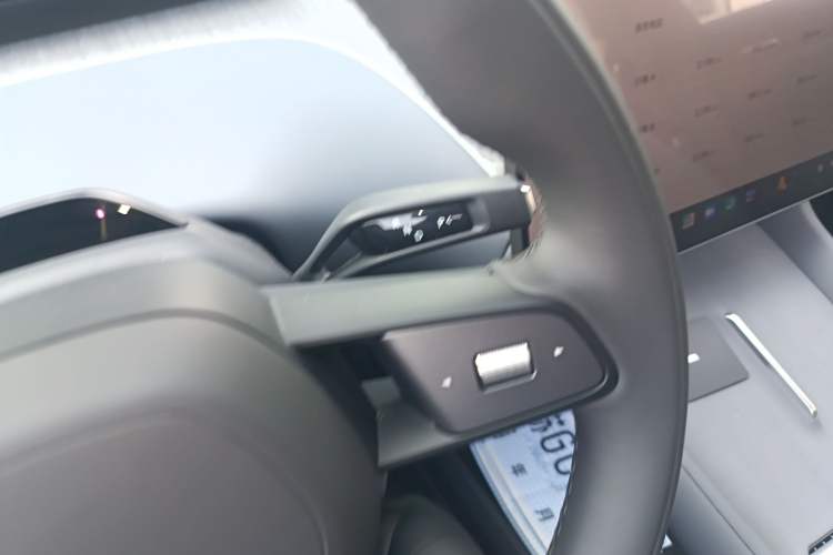 Used Xiaomi Auto YU7 2025 Ultra-Long Range Rear-Wheel Drive Version
