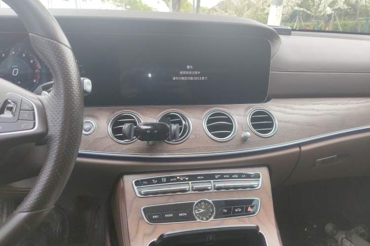Used Mercedes-Benz E-Class 2018 Facelift E 300 L Luxury Edition