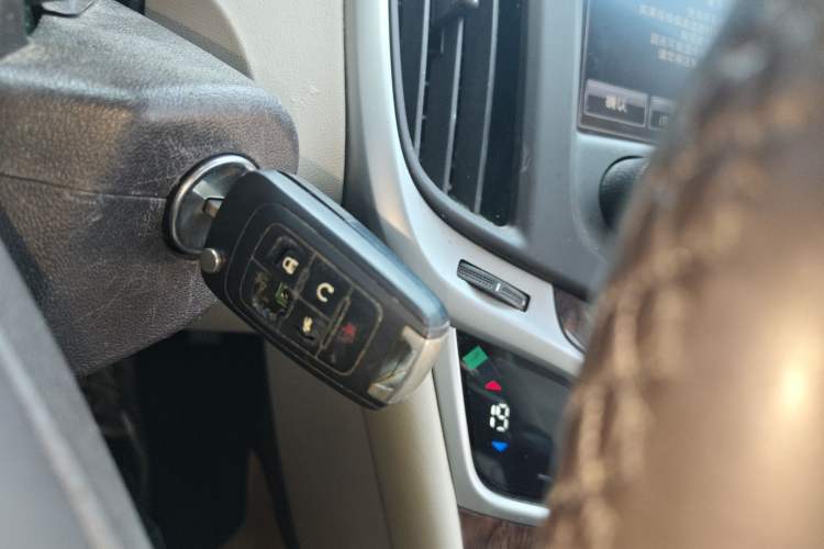 Used Buick LaCrosse 2013 2.4L SIDI Leading Comfort Version