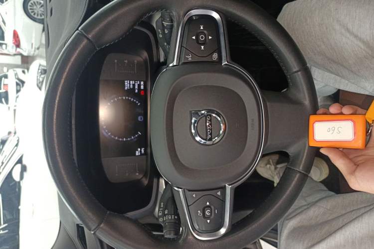 Used Volvo S60 2022 B4 Zhiyi Luxury Edition
