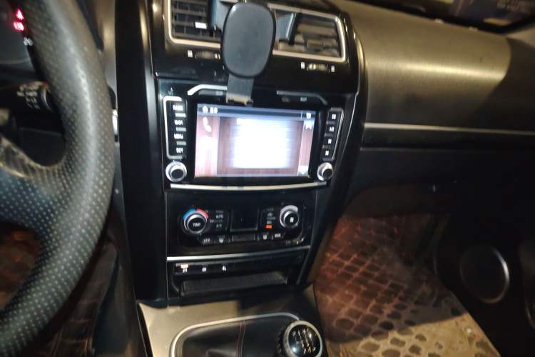 Used Haval H5 Classic 2013 Zhizun Edition 2.0T Manual 4x4 Elite Model